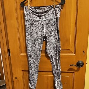 Athleta Black and White Patterned Leggings